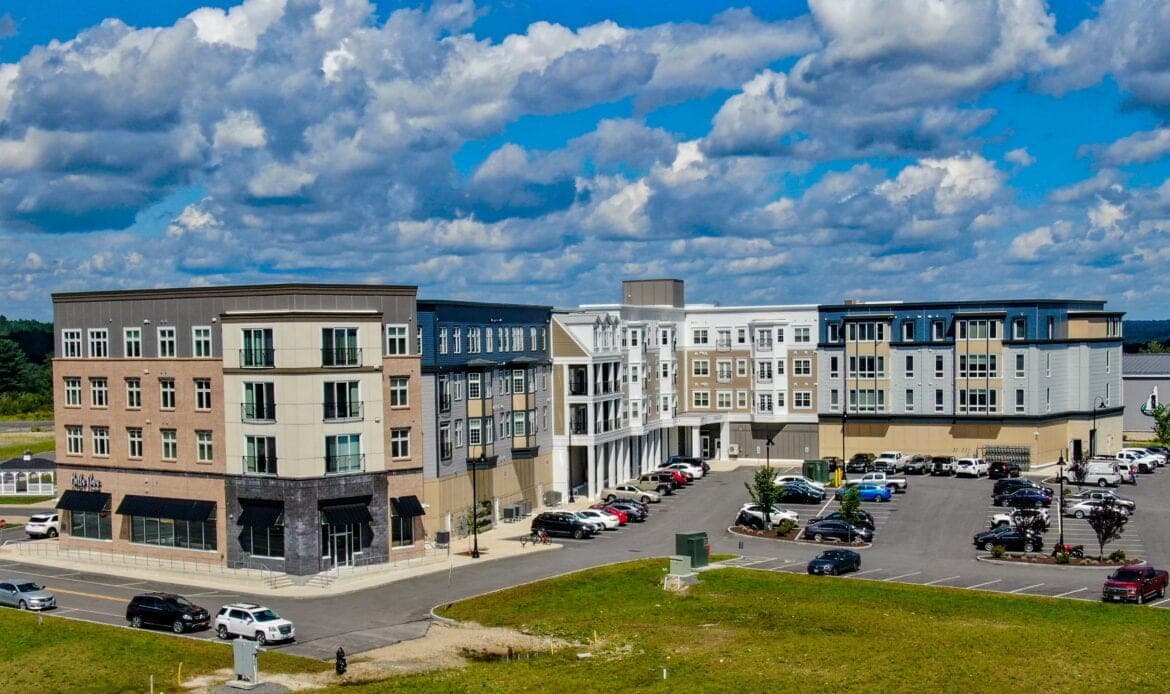 Woodmont Commons neighborhood, Southern NH